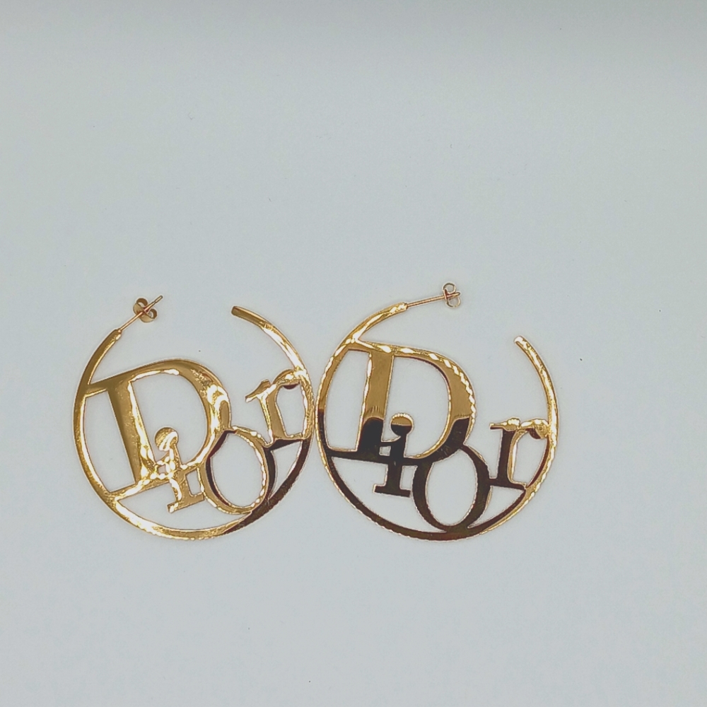 Big beautiful fashion hoop earrings